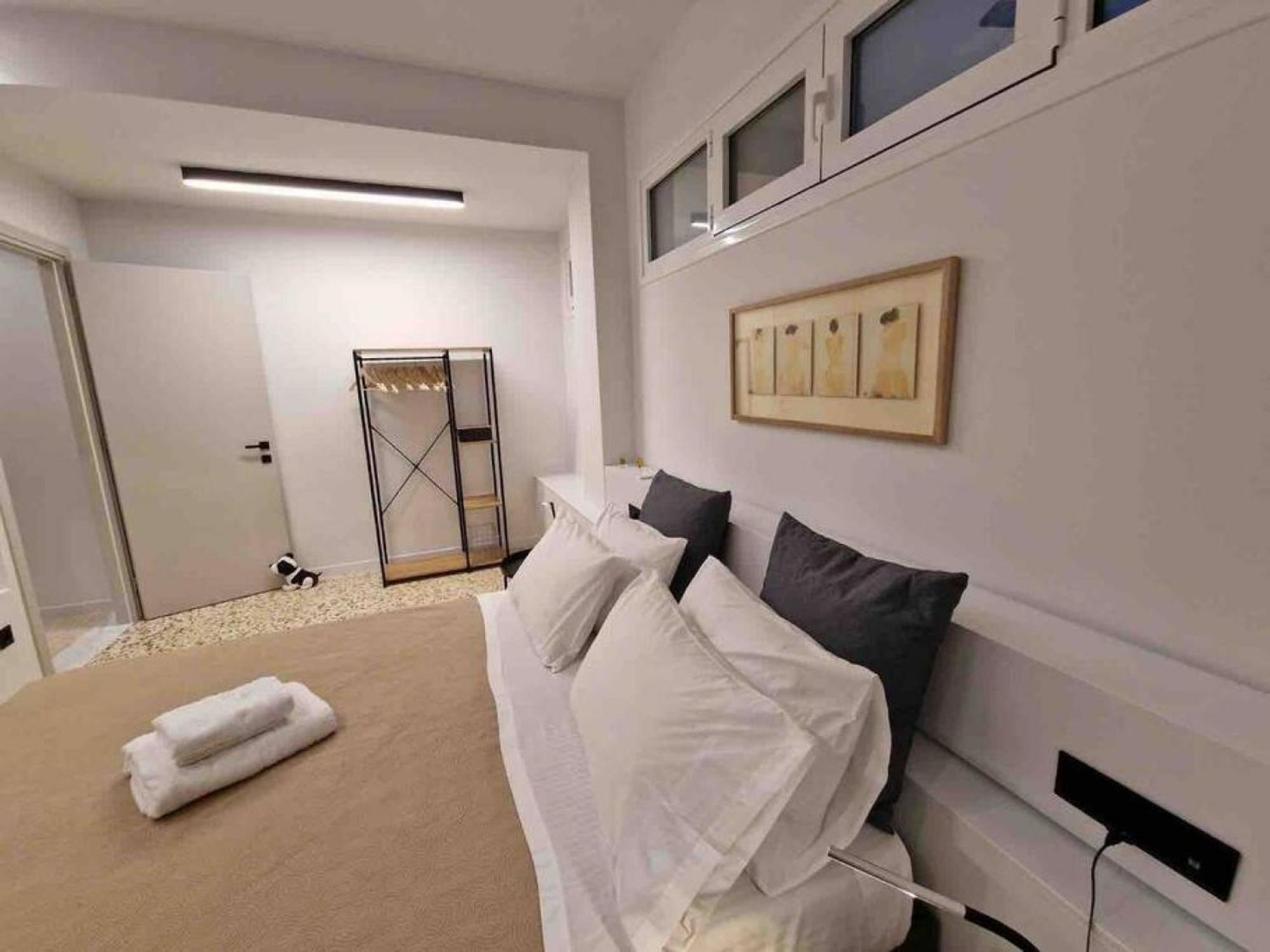 Comfortable Living In Athens 2Br Apartment Bagian luar foto